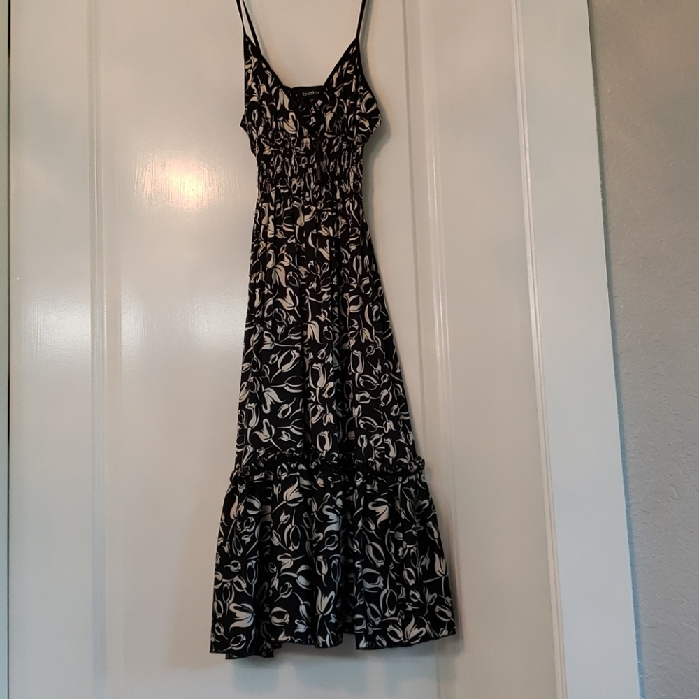 BEBE BLACK AND WHITE MIDI DRESS